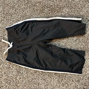 Size 18 months. Like new